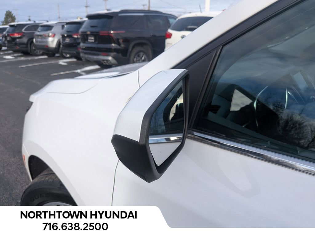 Used 2022 Chevrolet Equinox LT image 41