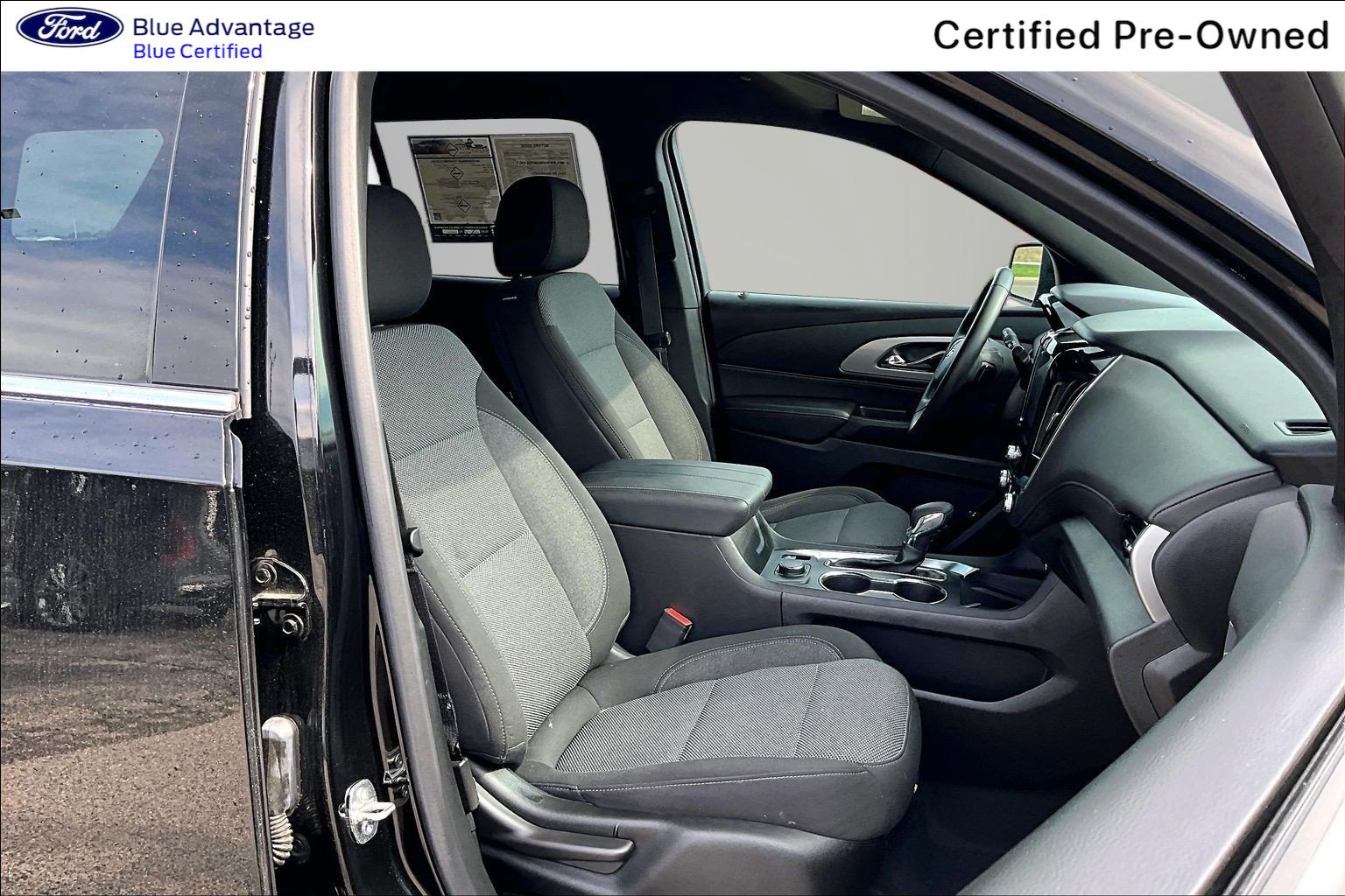 Used 2023 Chevrolet Traverse LT w/ LPO, Floor Liner Package AWD/4WD image 7