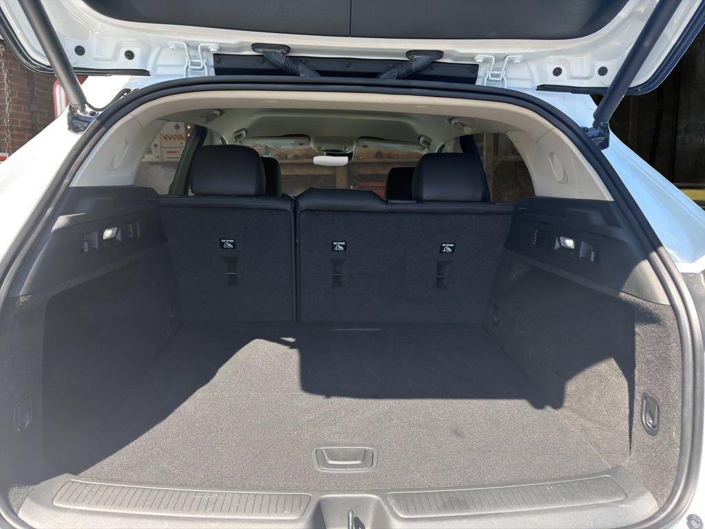 Certified 2023 Buick Envision Essence FWD image 26