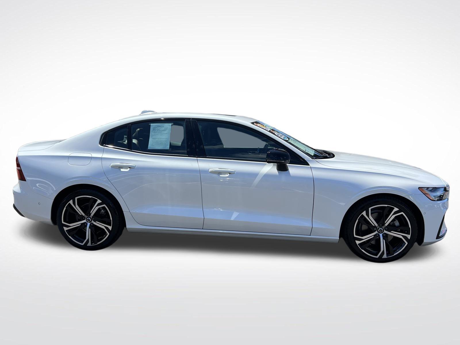 Used 2024 Volvo S60 B5 Ultimate AWD/4WD image 11