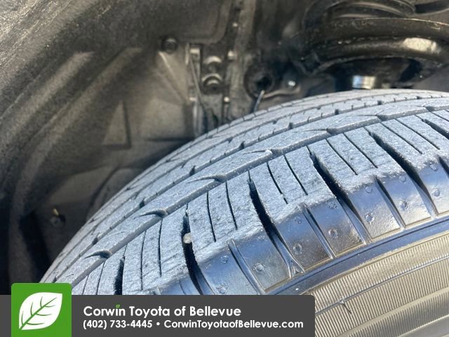 Used 2025 Toyota RAV4 Limited w/ Advanced Technology Package image 30