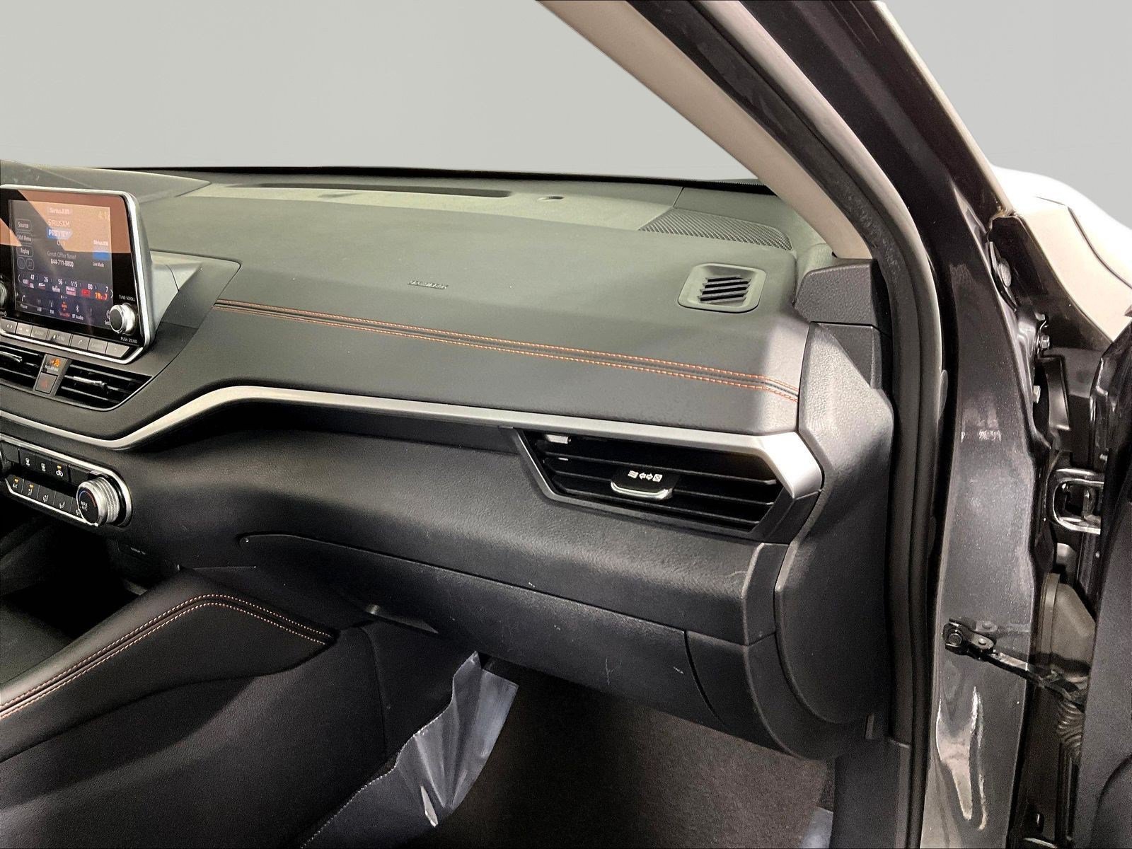 Certified 2022 Nissan Altima 2.5 SR FWD image 26