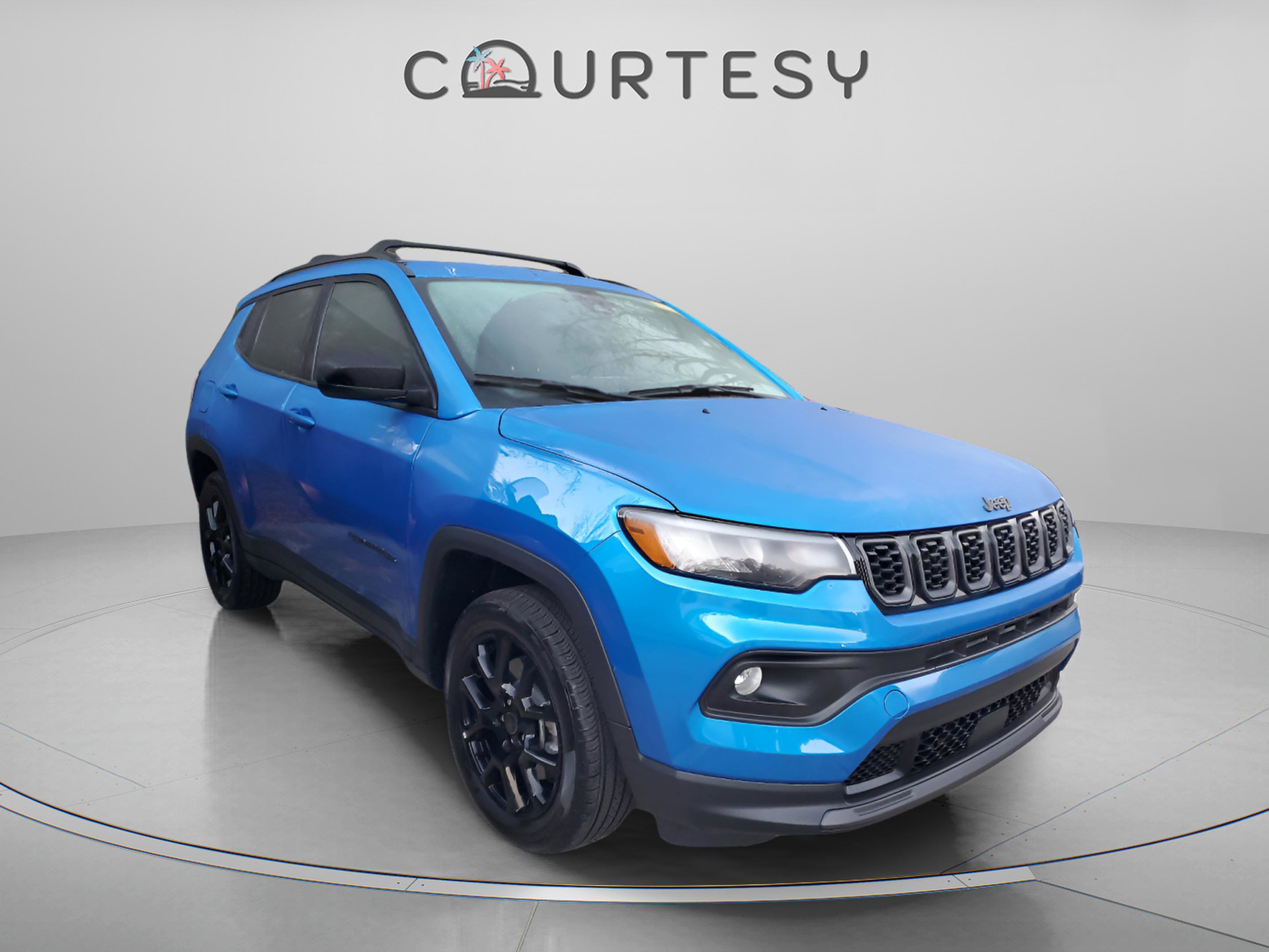 Certified 2026 Jeep Compass Latitude AWD/4WD image 4