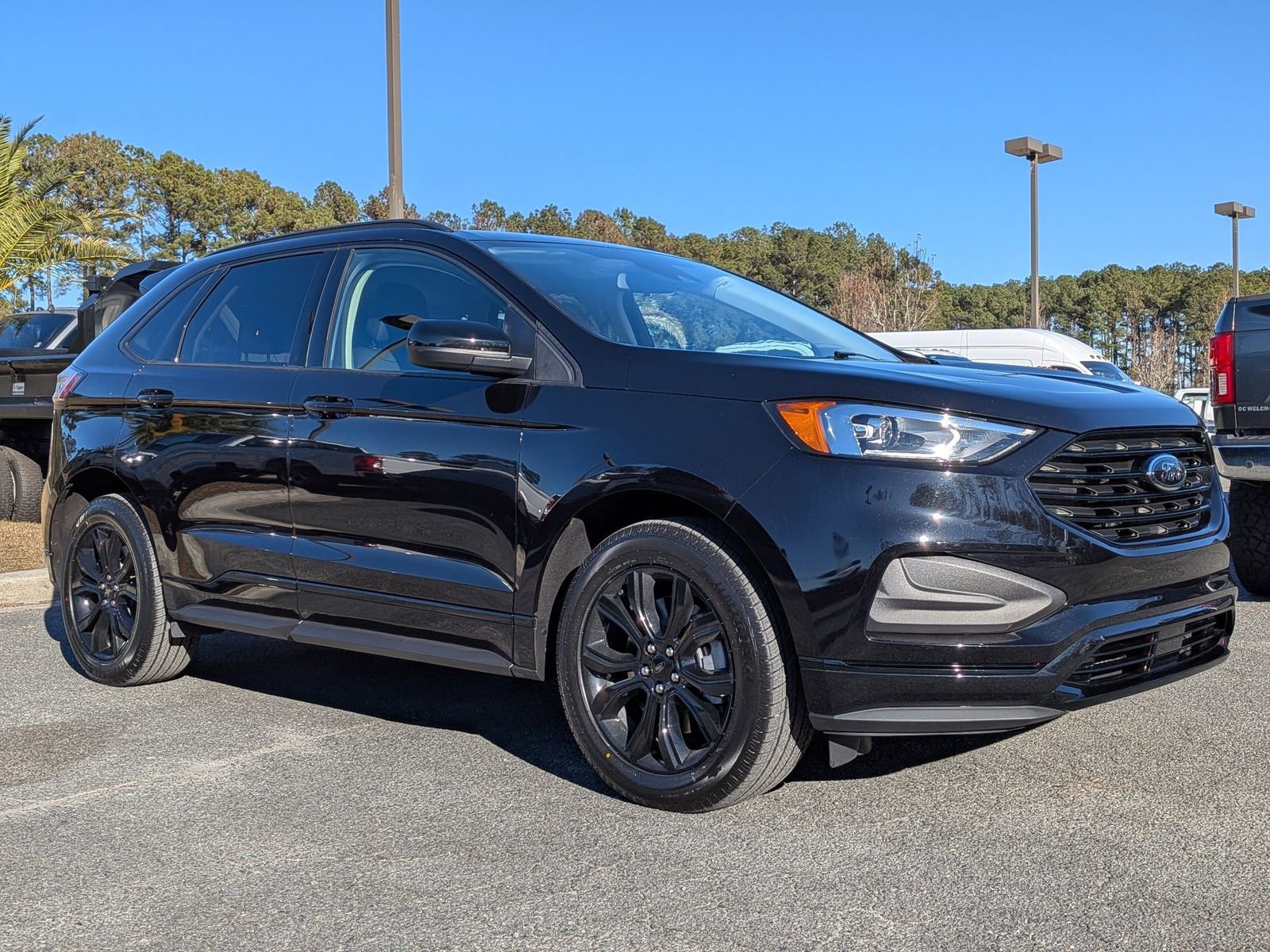 Certified 2022 Ford Edge SE w/ Black Appearance Package video 2