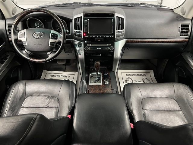 Used 2014 Toyota Land Cruiser image 25