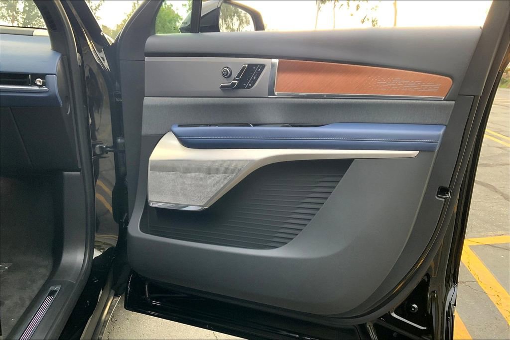 New 2026 Cadillac Vistiq Premium Luxury image 35