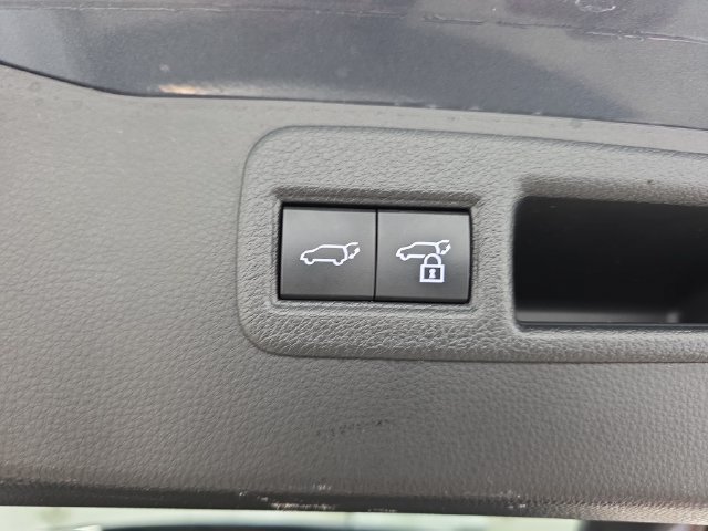 Used 2021 Toyota Venza XLE w/ Softex Package AWD/4WD image 35