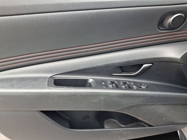 Certified 2022 Hyundai Elantra N Line FWD image 12