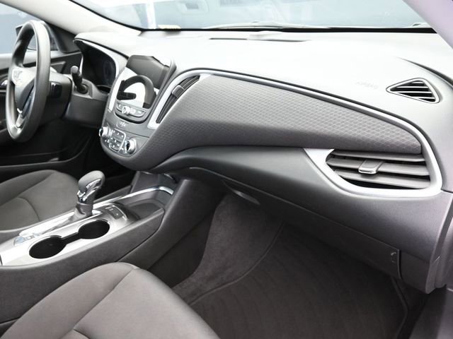 Used 2025 Chevrolet Malibu LT image 45