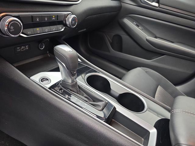 Used 2024 Nissan Altima 2.5 SV image 35