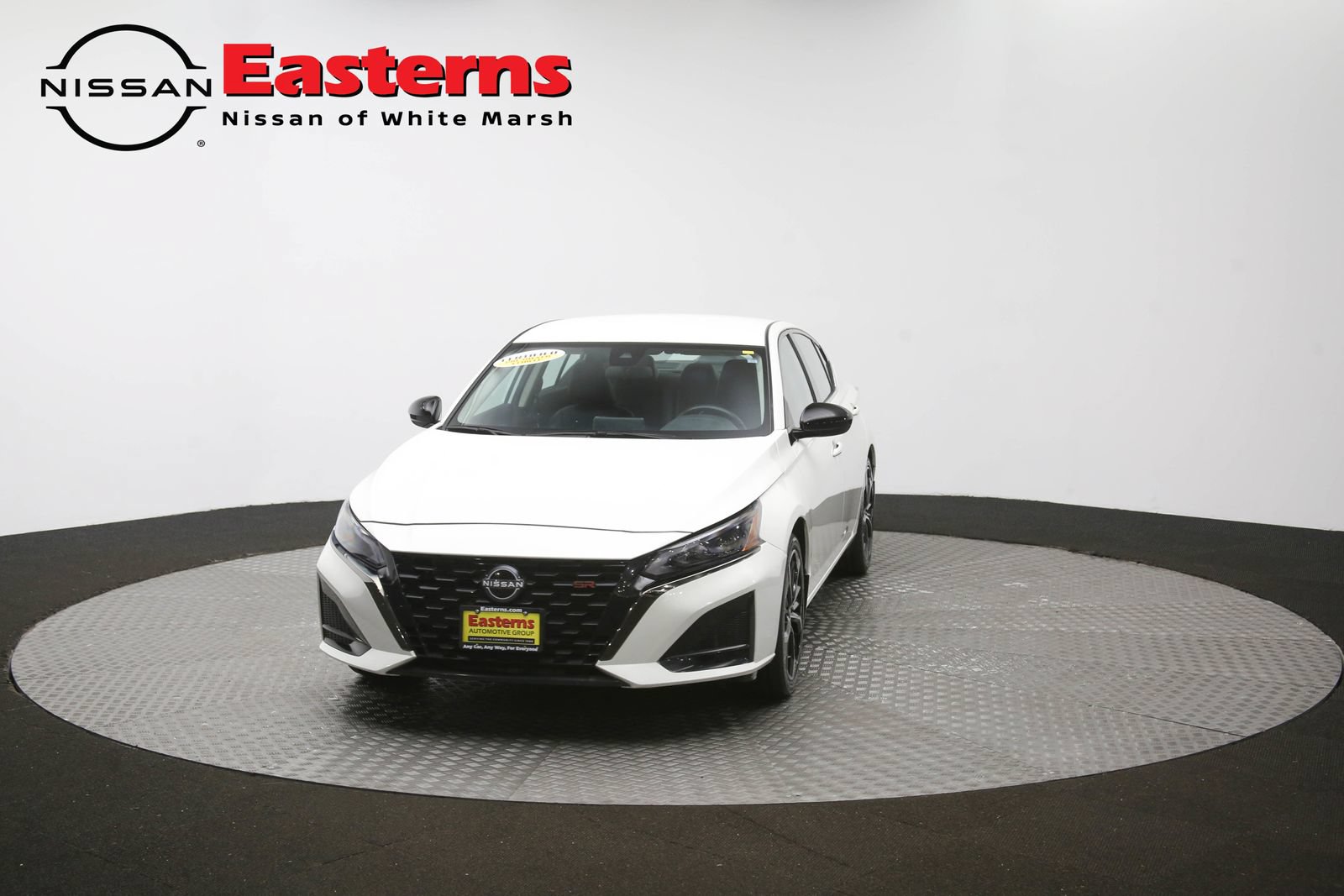 Used 2025 Nissan Altima 2.5 SR FWD image 52
