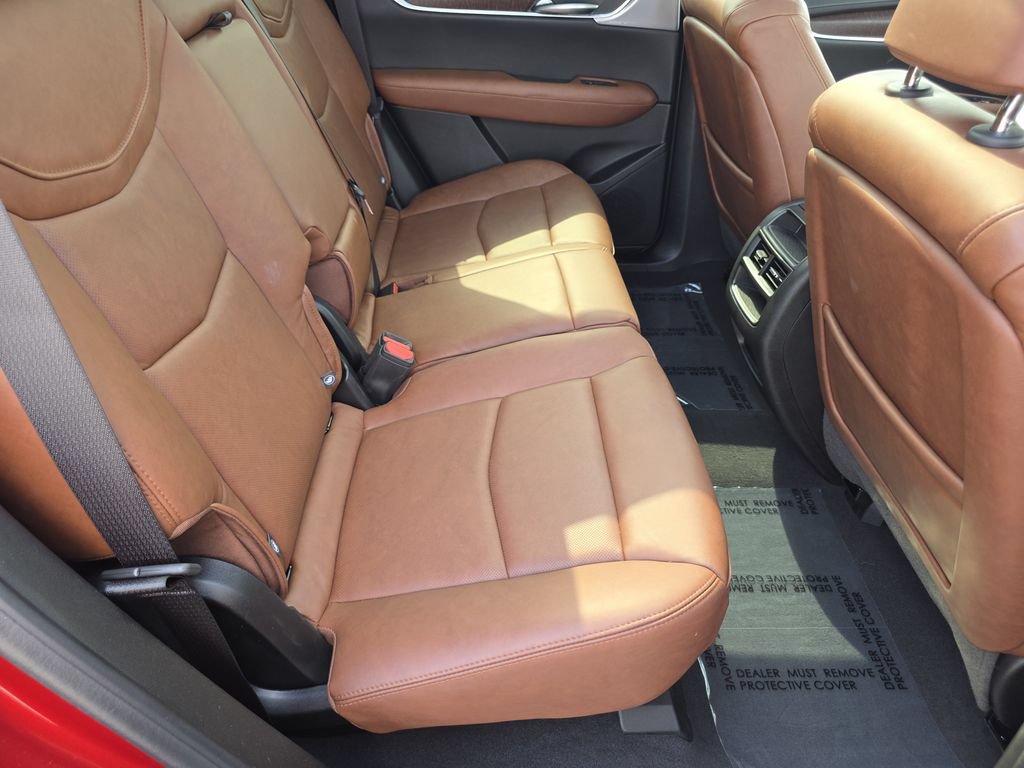 Used 2025 Cadillac XT5 Premium Luxury w/ Technology Package AWD/4WD image 20