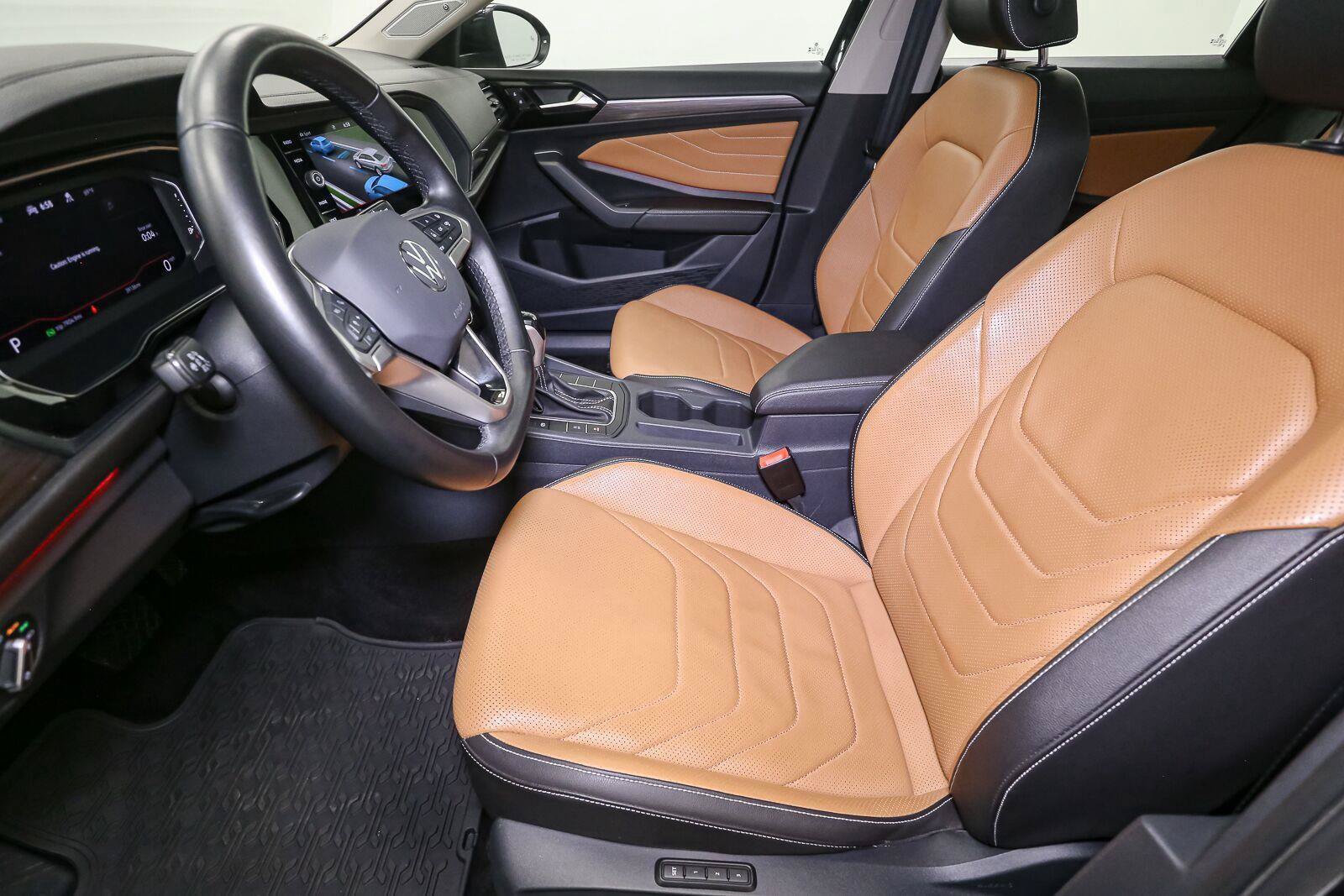 Certified 2023 Volkswagen Jetta SEL FWD image 46