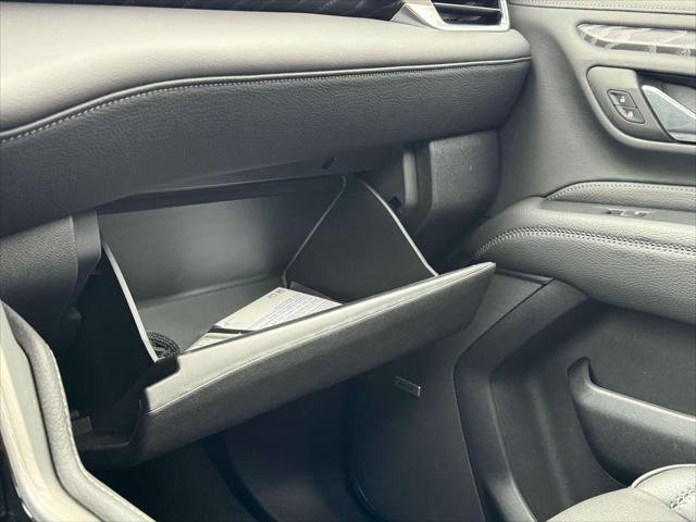 Used 2024 GMC Yukon XL Denali image 30