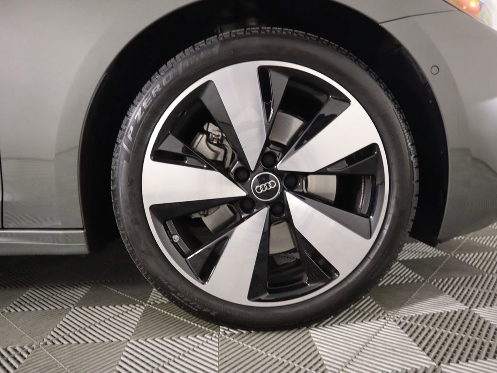 Certified 2025 Audi A5 2.0T Premium w/ Convenience Package image 33