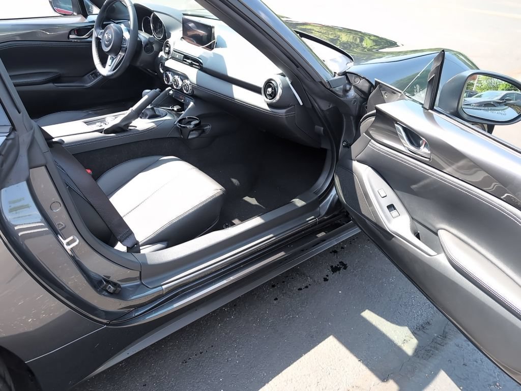 New 2026 MAZDA MX-5 Miata RF Grand Touring w/ Weather Package RWD image 8