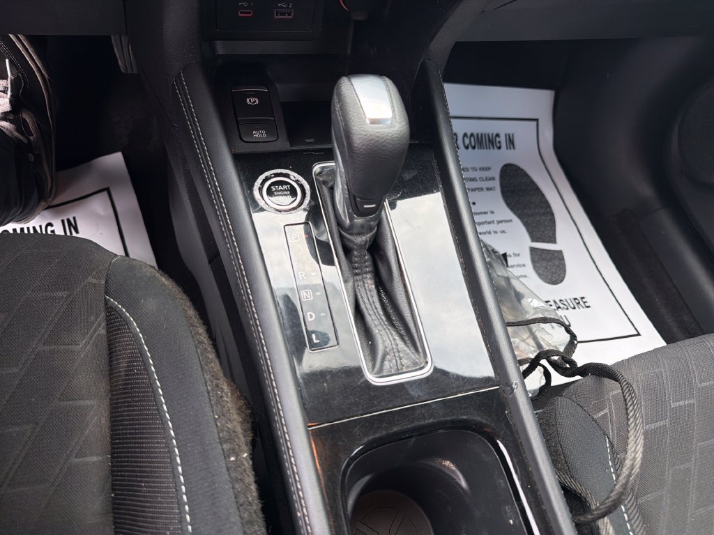 Certified 2024 Nissan Kicks SV FWD image 21