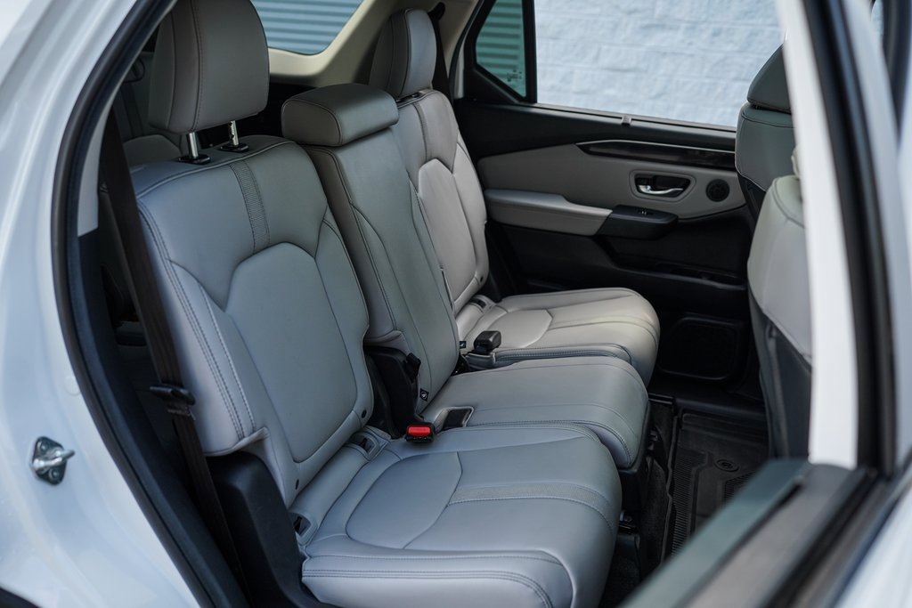 Used 2024 Honda Pilot Touring image 26