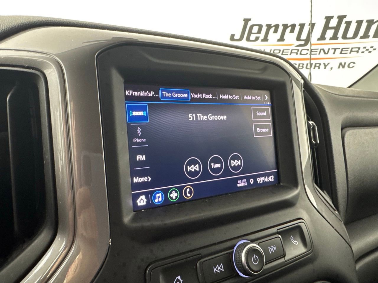 Used 2020 Chevrolet Silverado 2500 Custom w/ Custom Value Package AWD/4WD image 23