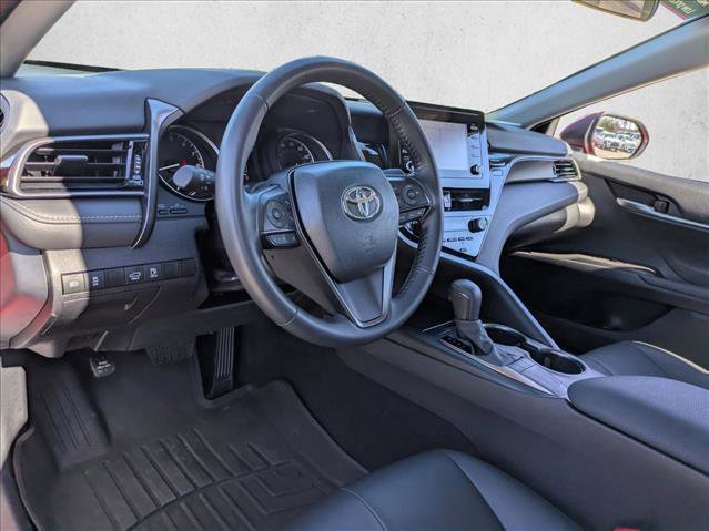 Used 2024 Toyota Camry SE image 10