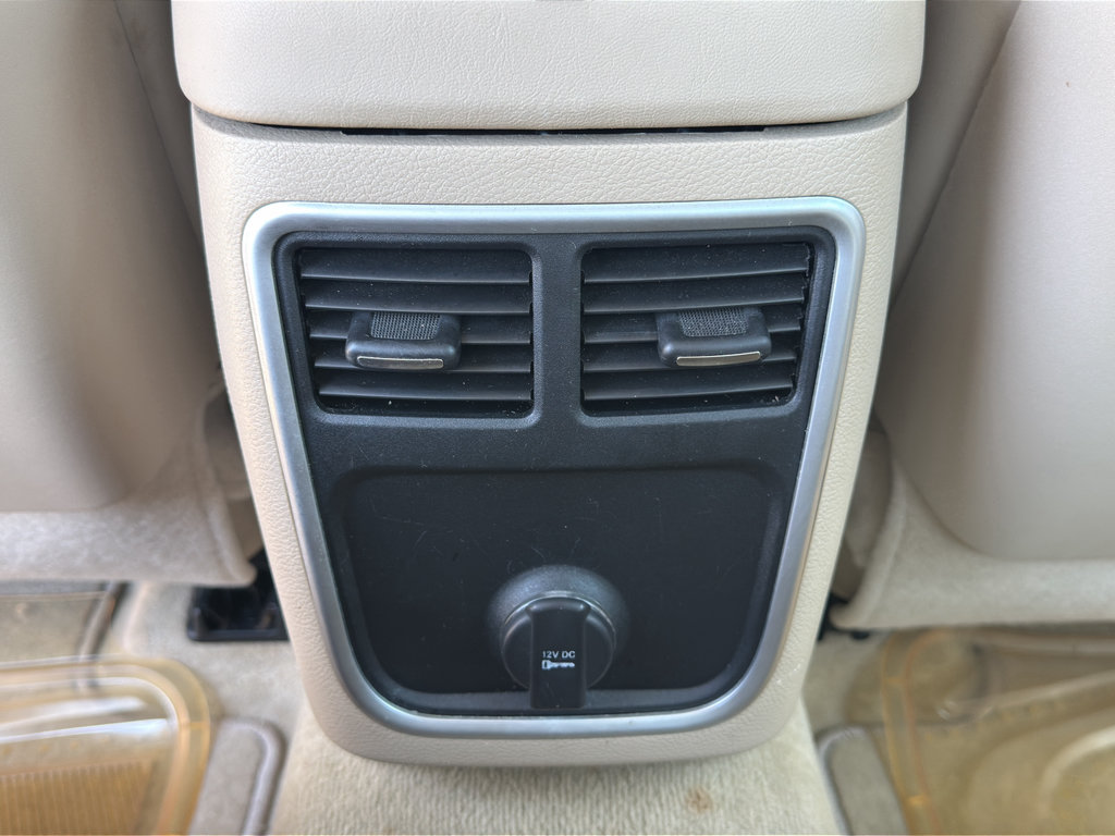 Used 2013 Chrysler 300 RWD image 25