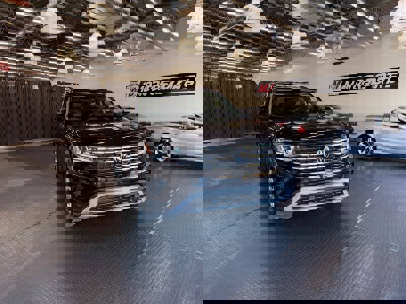 Used 2021 Volkswagen Atlas SE image 3