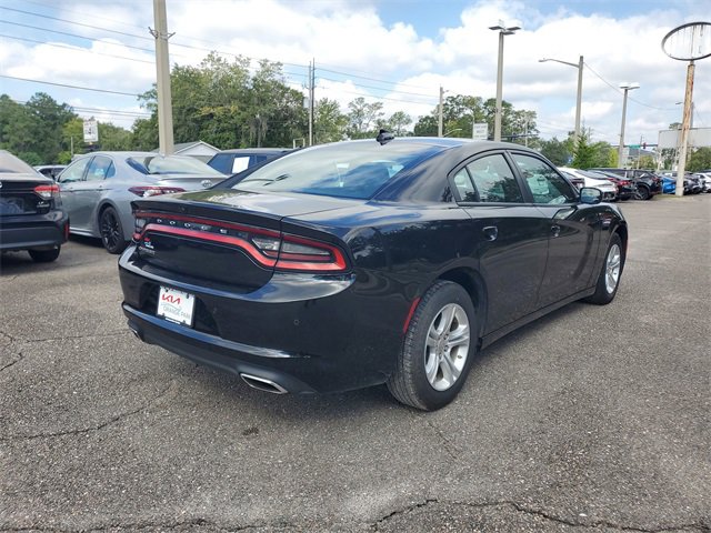 Used 2023 Dodge Charger SXT image 2