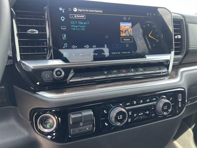 Used 2025 Chevrolet Silverado 2500 LT image 31