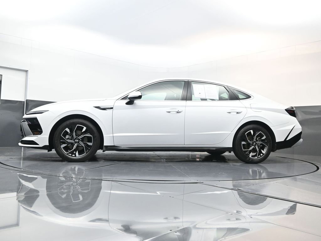 Certified 2025 Hyundai Sonata SEL image 26