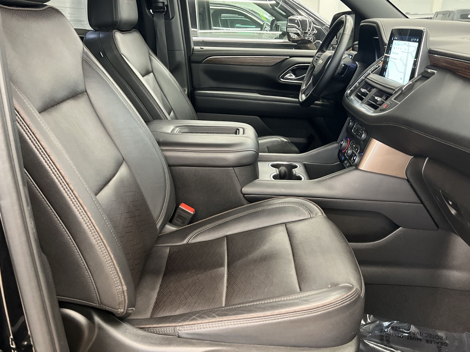 Used 2023 Chevrolet Tahoe High Country w/ LPO, Illumination Package AWD/4WD image 26