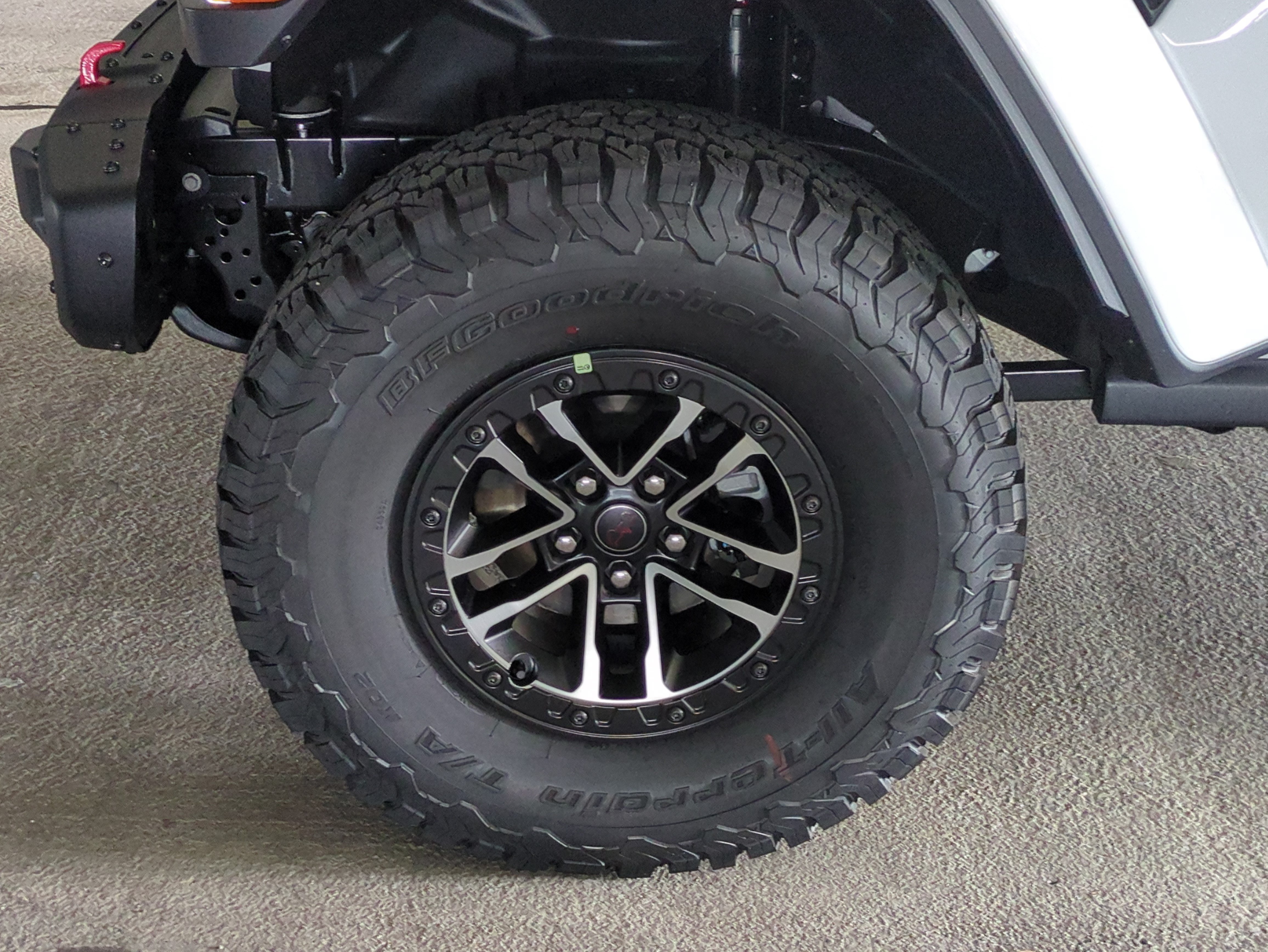 New 2025 Jeep Wrangler Unlimited Rubicon AWD/4WD image 11