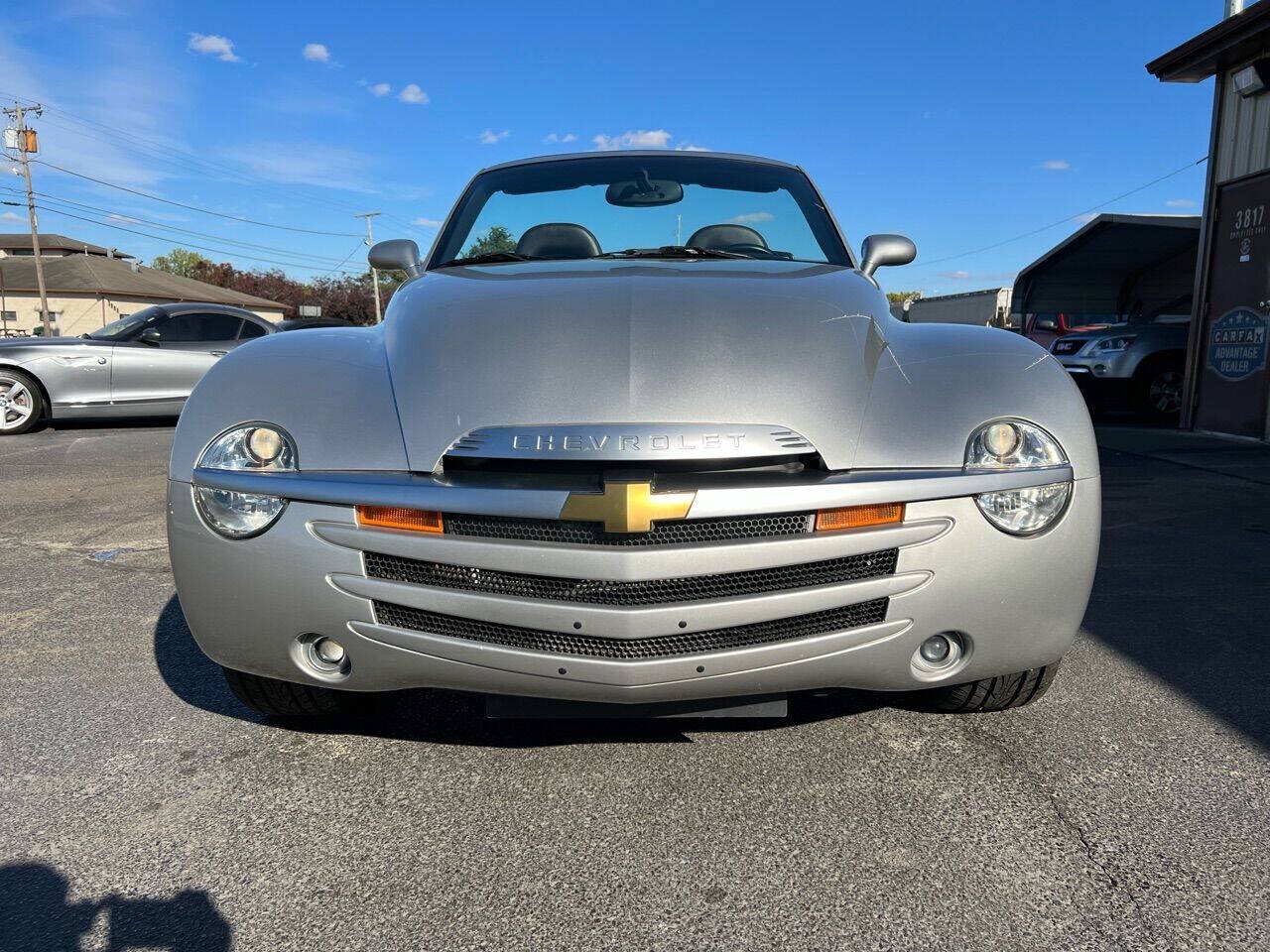 Used 2004 Chevrolet SSR w/ Preferred Equipment Group RWD image 15