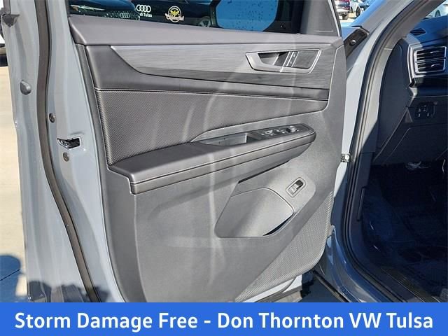New 2026 Volkswagen Atlas Cross Sport SE image 11