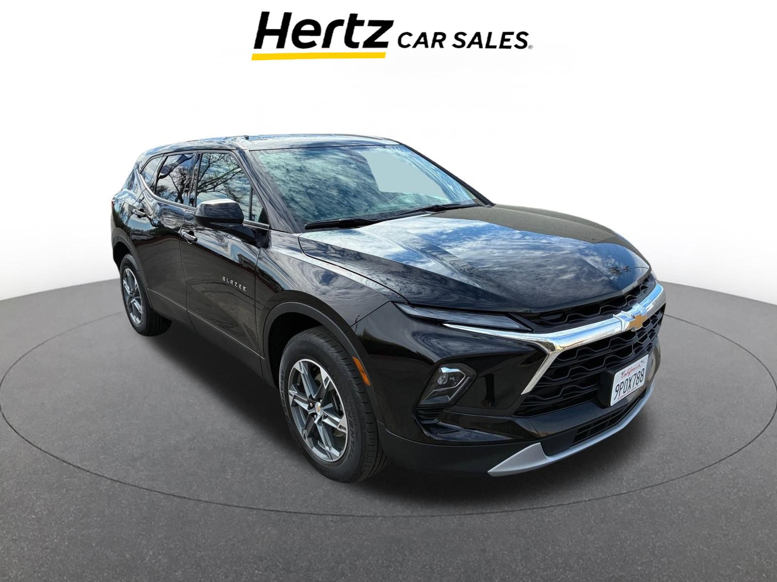 Used 2025 Chevrolet Blazer LT image 1