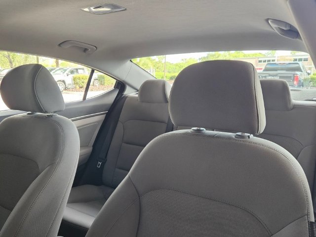 Used 2018 Hyundai Elantra SEL FWD image 14