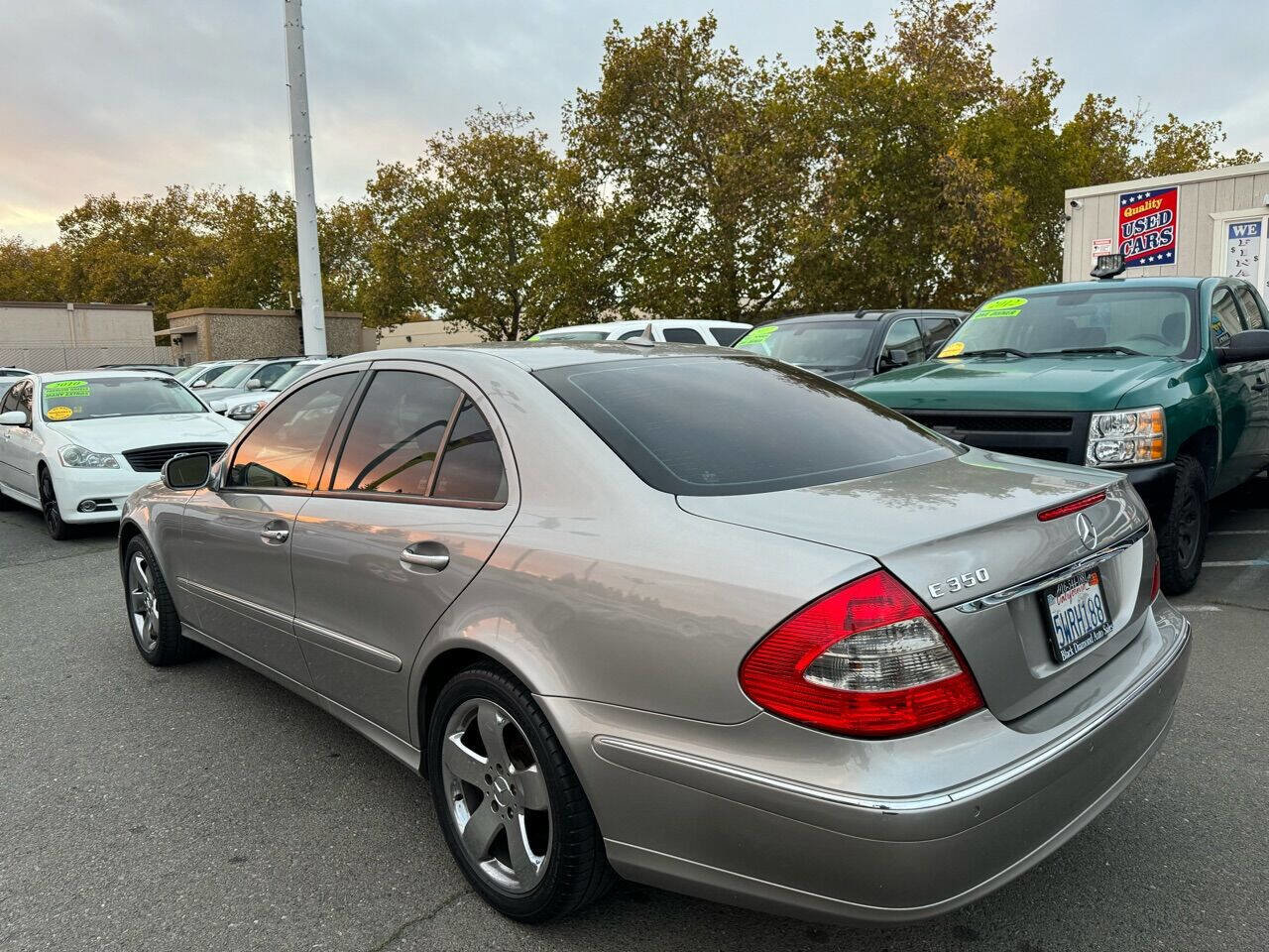 Used 2007 Mercedes-Benz E 350 Sedan image 4
