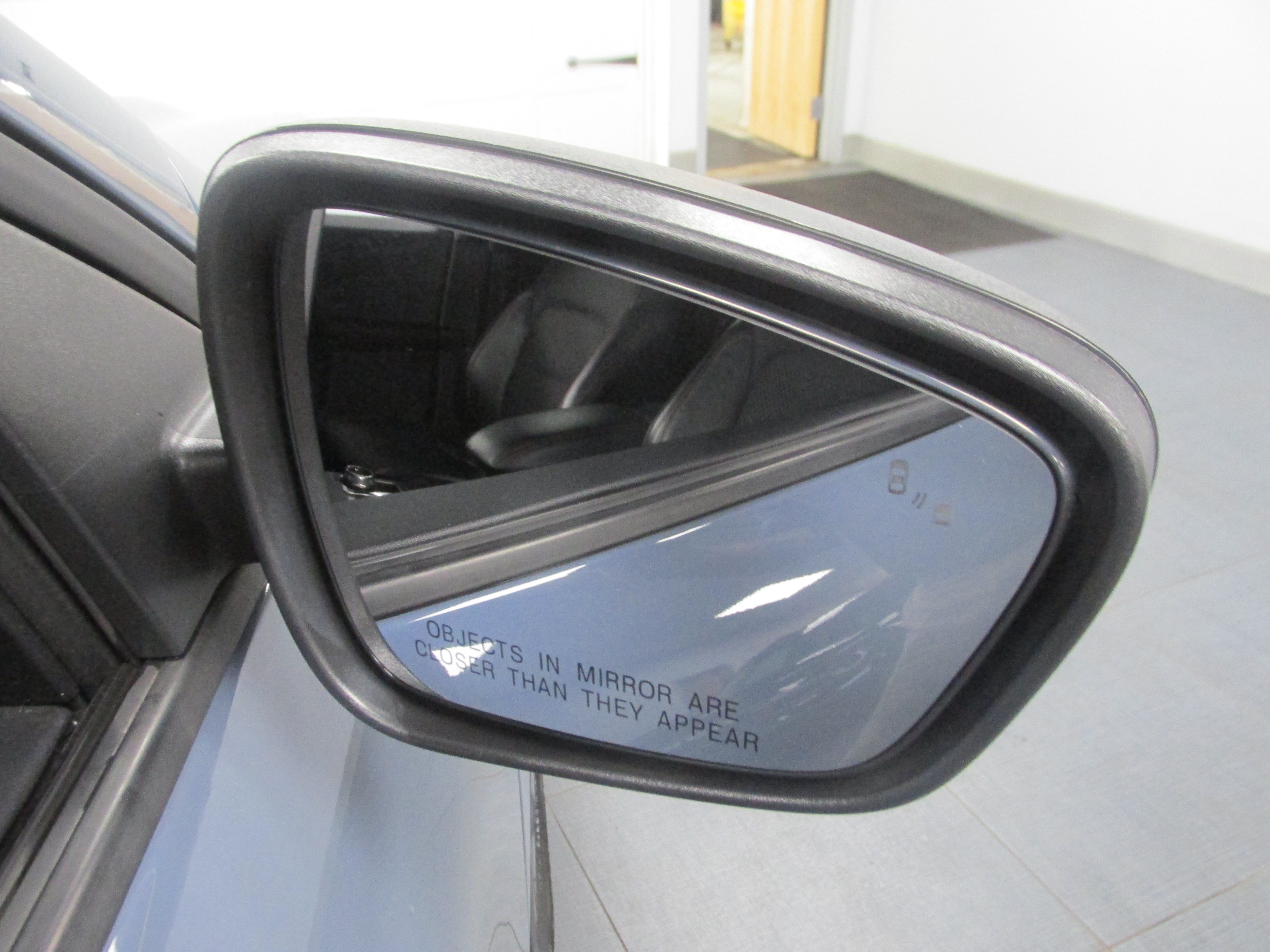 Used 2025 Ford Escape ST-Line AWD/4WD image 17