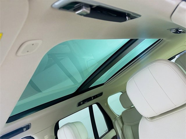 Certified 2023 Land Rover Range Rover SE image 14