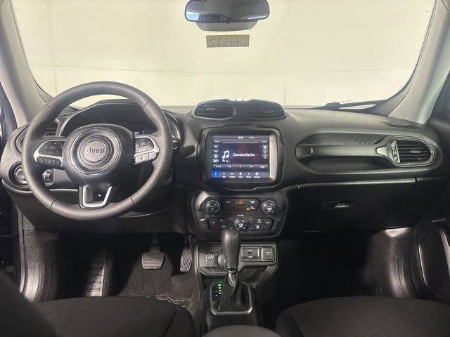 Certified 2023 Jeep Renegade Latitude AWD/4WD image 30