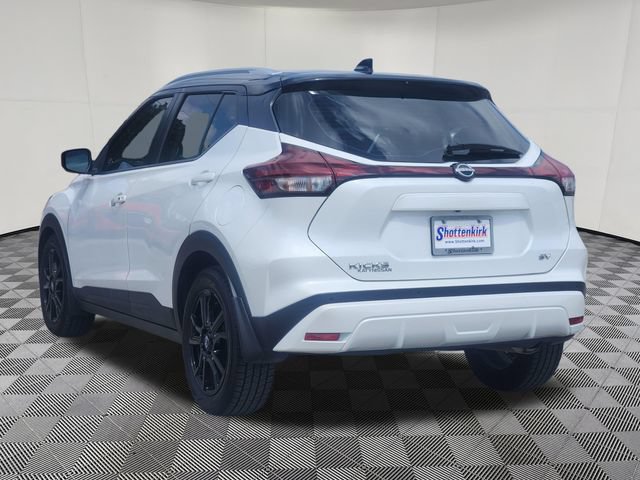 Used 2023 Nissan Kicks SV w/ Interior Electronics Package FWD image 7