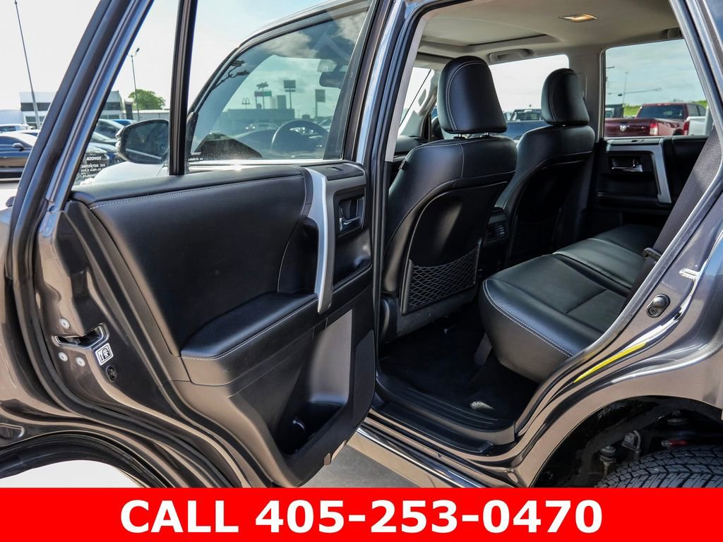 Used 2015 Toyota 4Runner Limited AWD/4WD image 24
