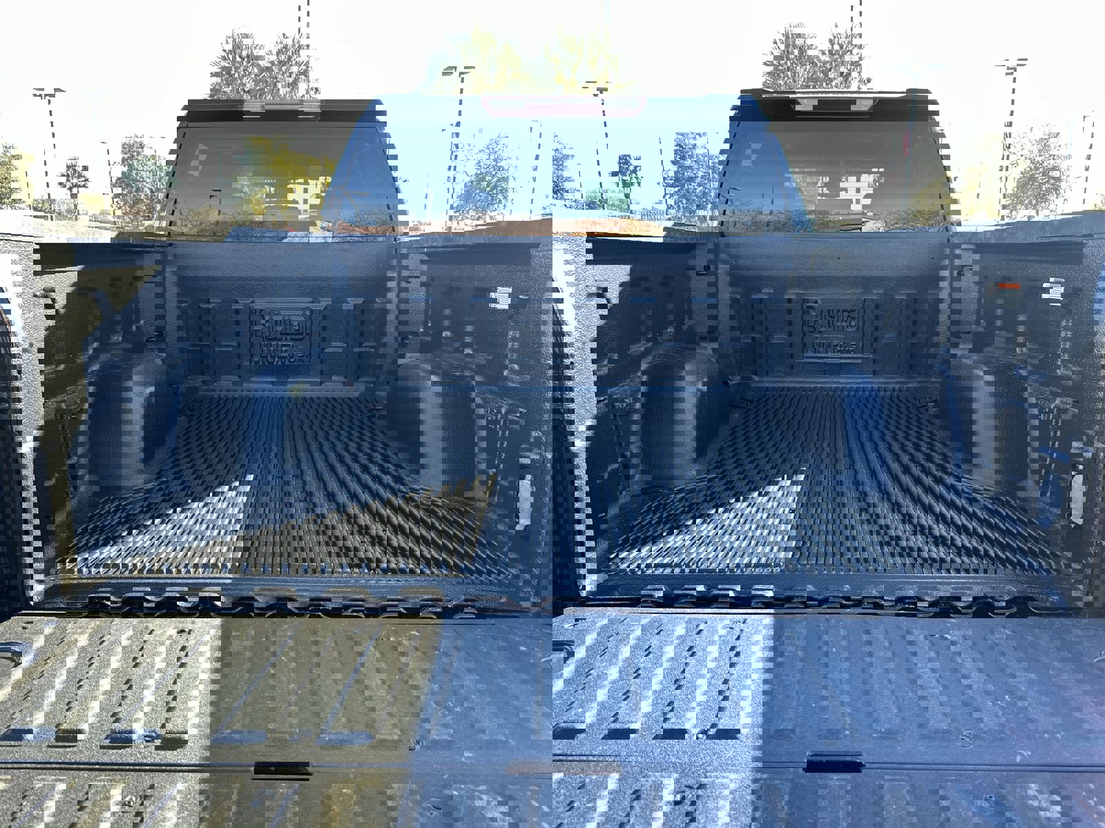 Certified 2024 GMC Sierra 1500 SLT image 32