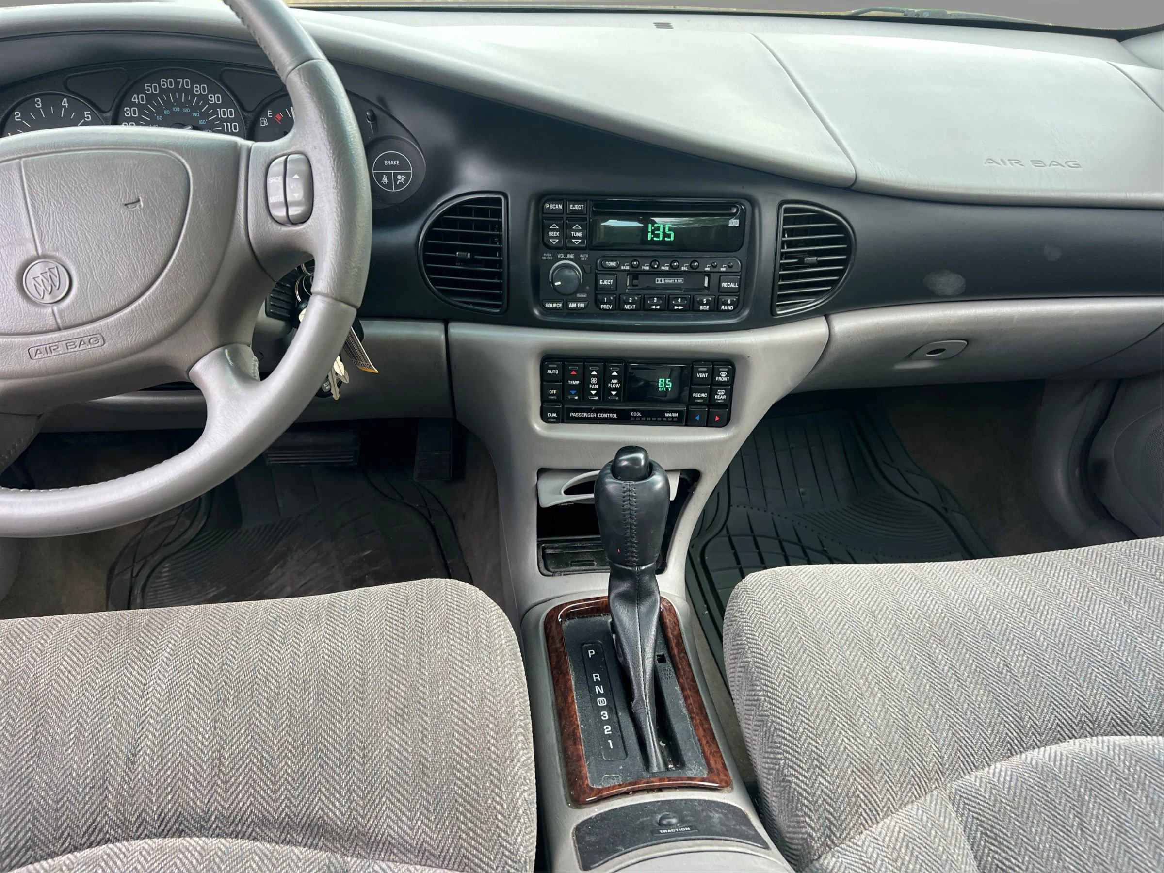 Used 2003 Buick Regal LS w/ LS Luxury Package FWD image 29