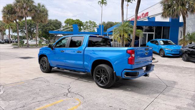 Used 2025 Chevrolet Silverado 1500 Custom w/ Turbomax Blackout Package RWD image 7
