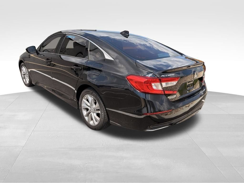 Used 2018 Honda Accord LX image 5