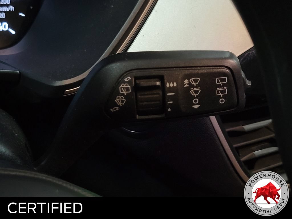 Used 2022 Ford Escape SE FWD image 29