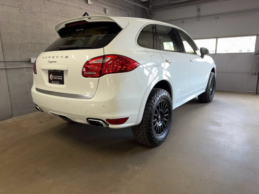Used 2014 Porsche Cayenne Diesel AWD/4WD image 5