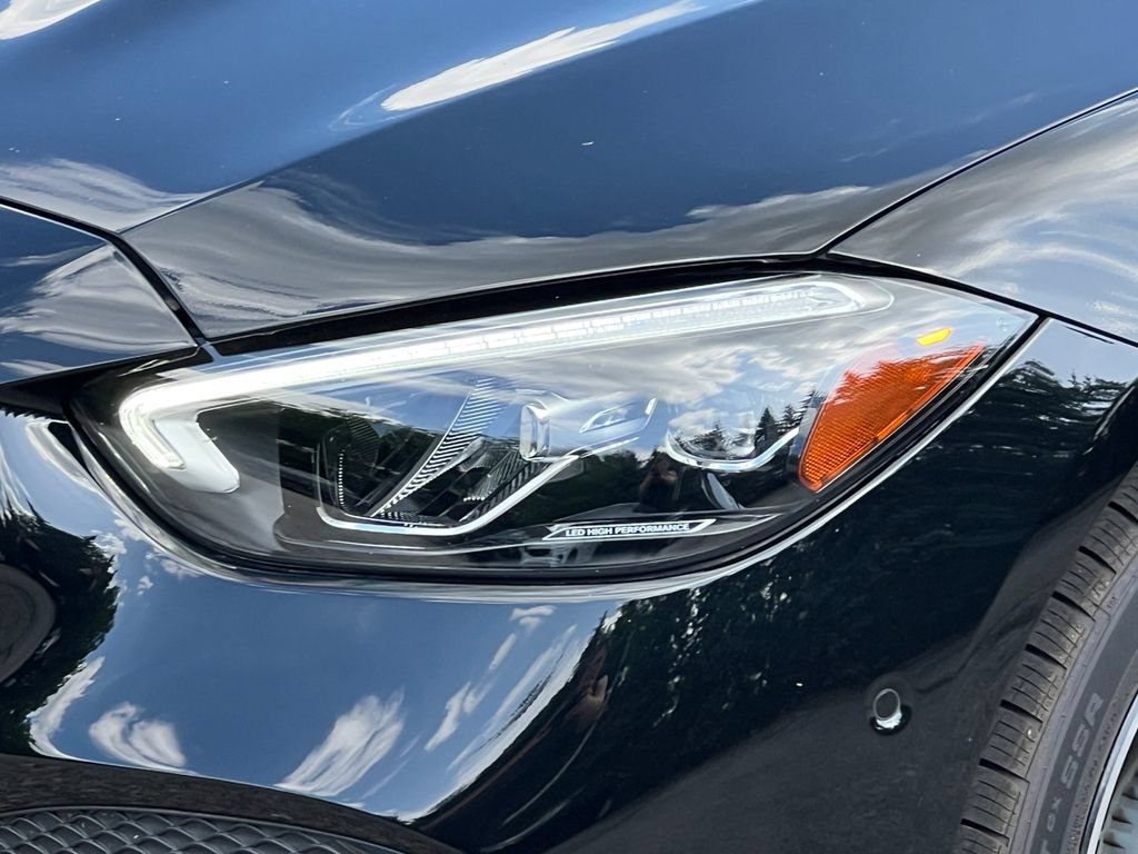 New 2025 Mercedes-Benz C 300 4MATIC Sedan image 8