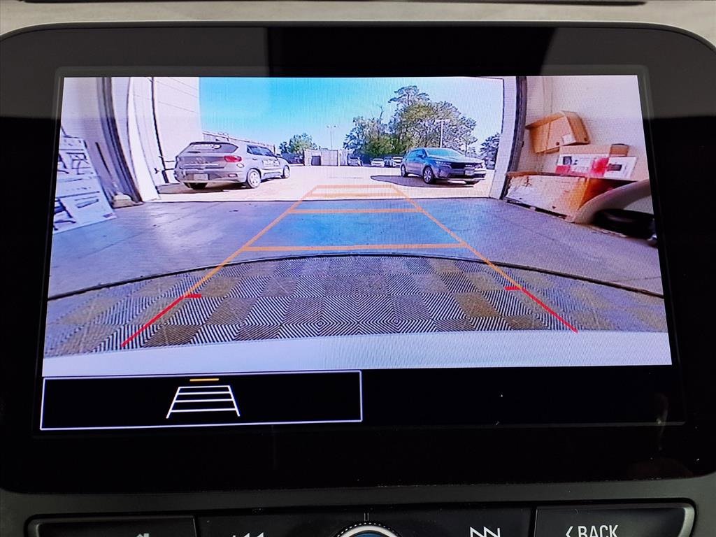 Used 2023 Chevrolet Malibu LT image 4