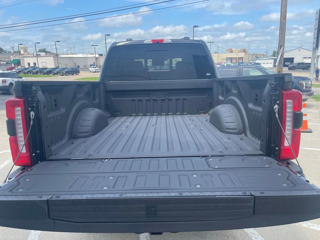 New 2025 Ford F350 Lariat w/ Lariat Ultimate Package image 30